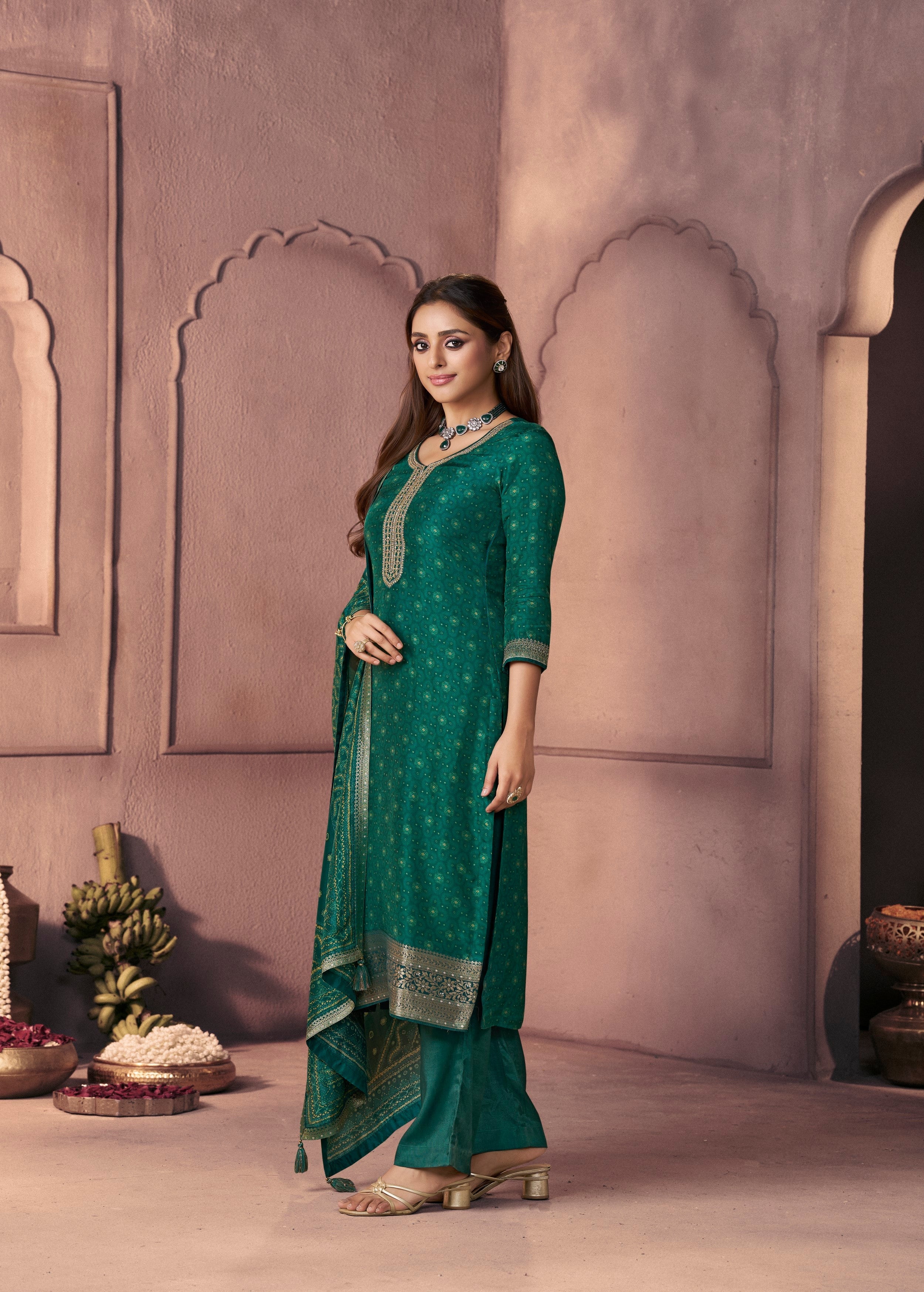 Leaf Green Printed Dola Silk Pant Set