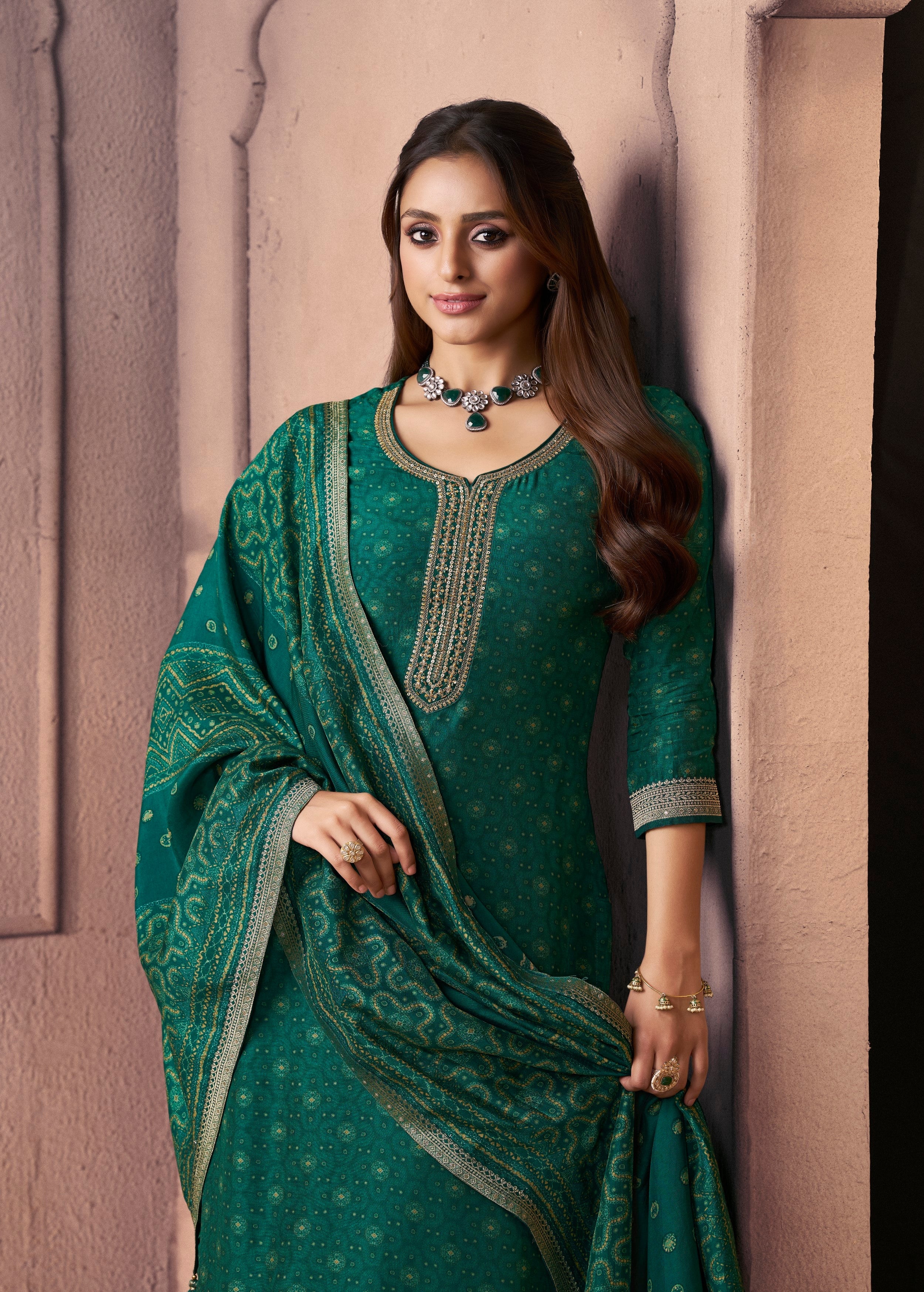 Leaf Green Printed Dola Silk Pant Set