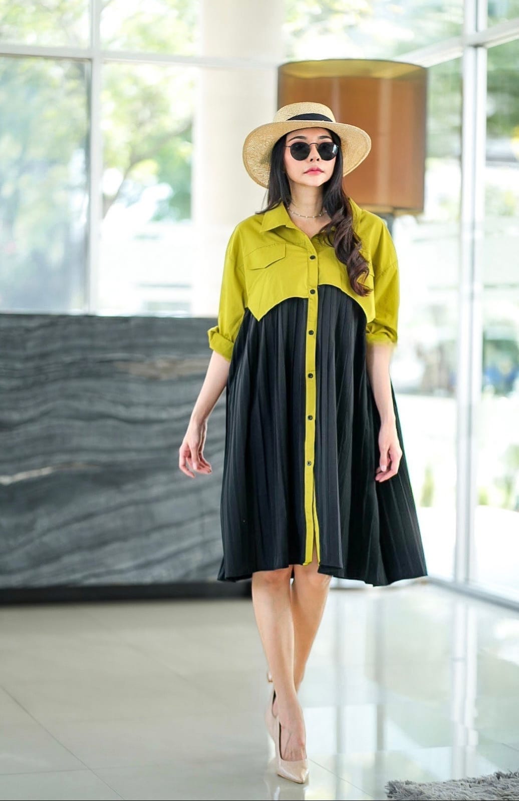 Pear Green & Black Fabric Blocking Tunic Dress