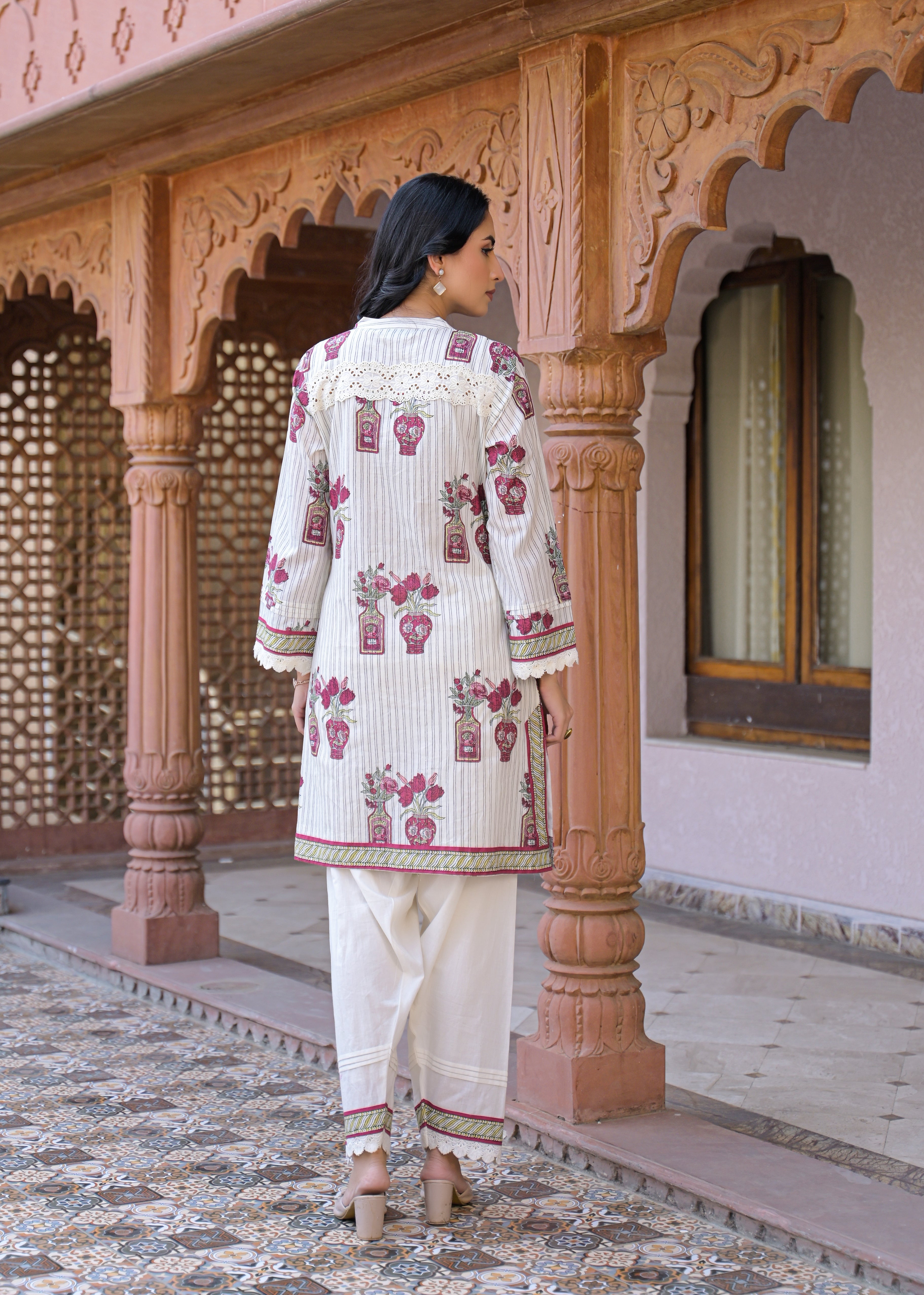 Chalk White Printed Cotton Kurta Set