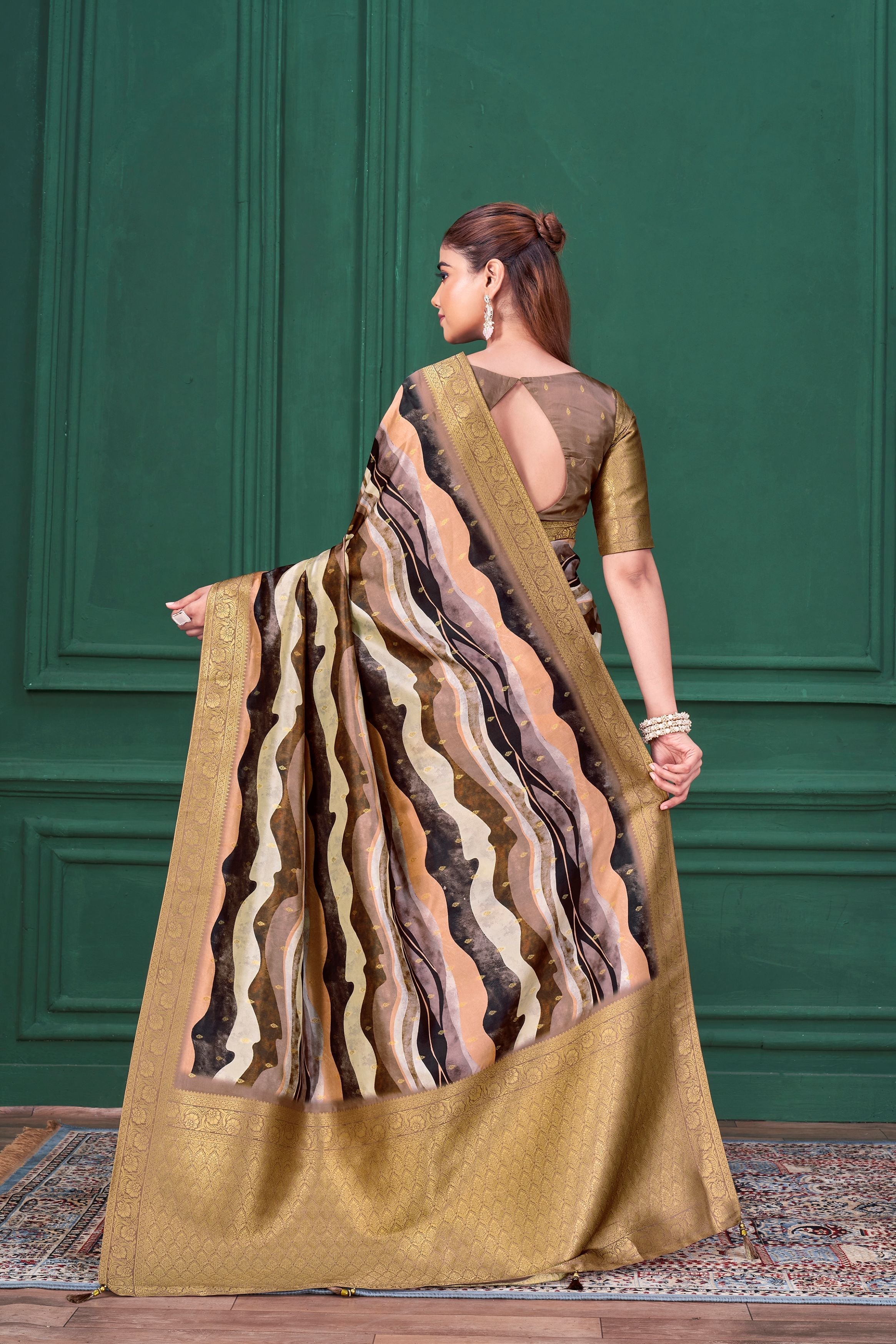 Lilac Purple Digital Printed Tussar Silk Saree