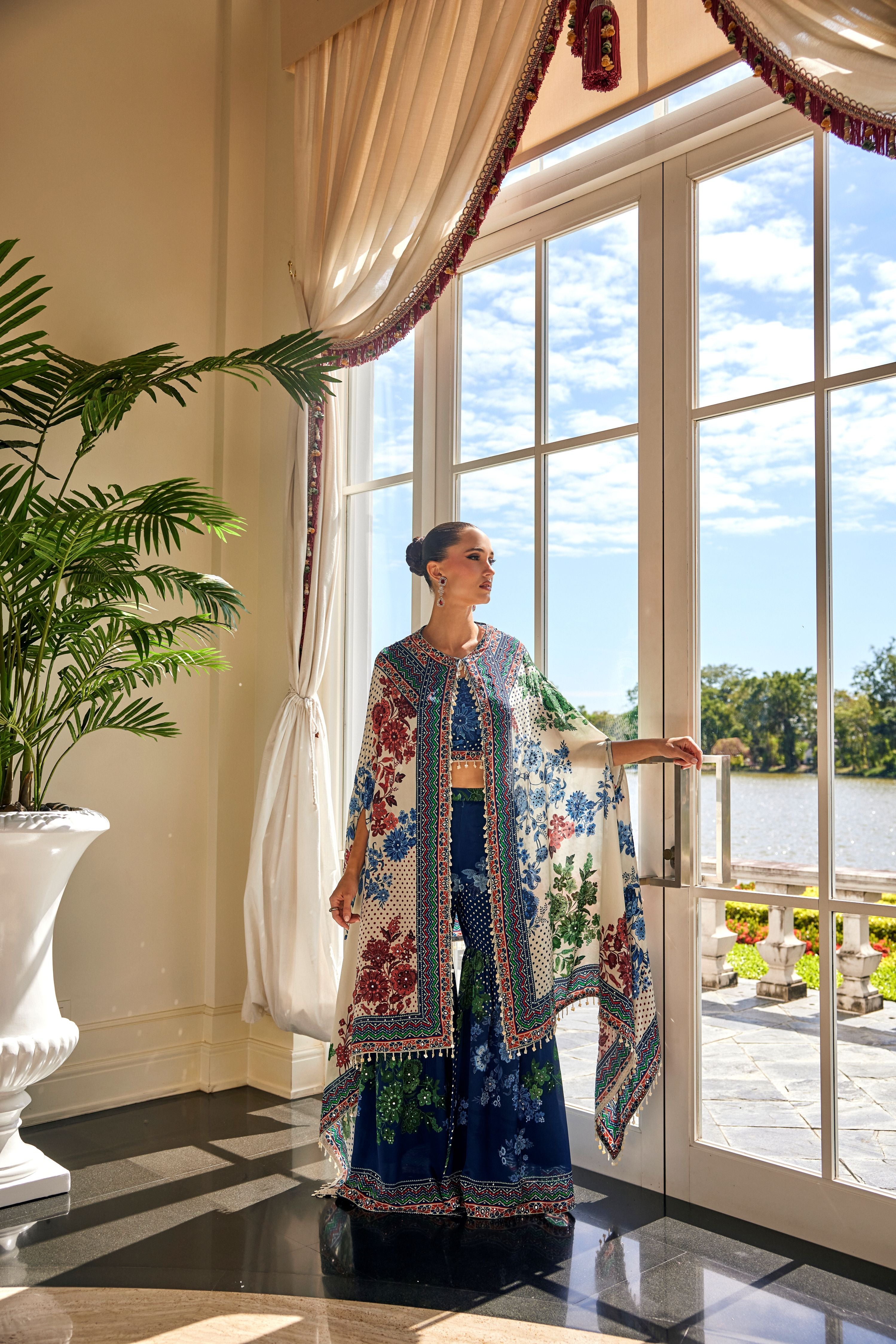 Neel Noor Embellished Muslin Silk Cape Set