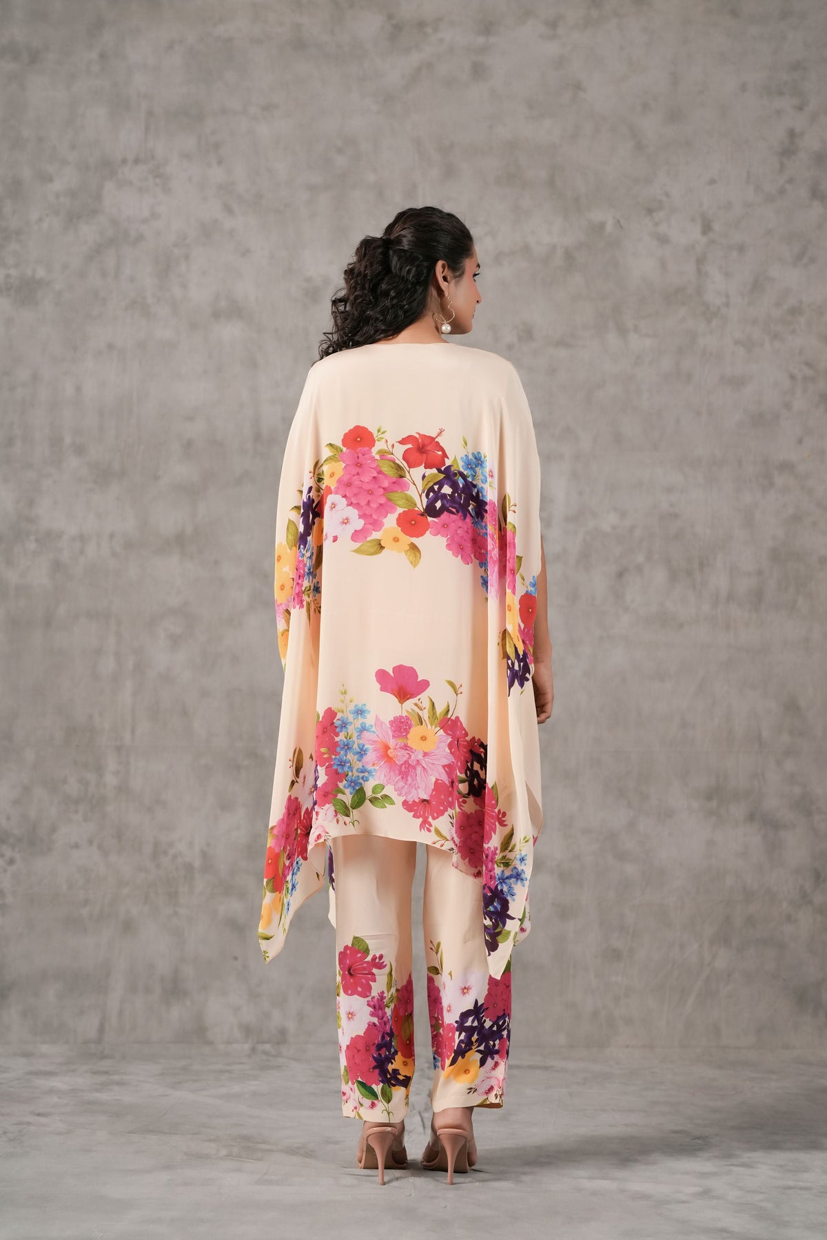 Flower Beige Printed Crepe Silk Kaftan Set