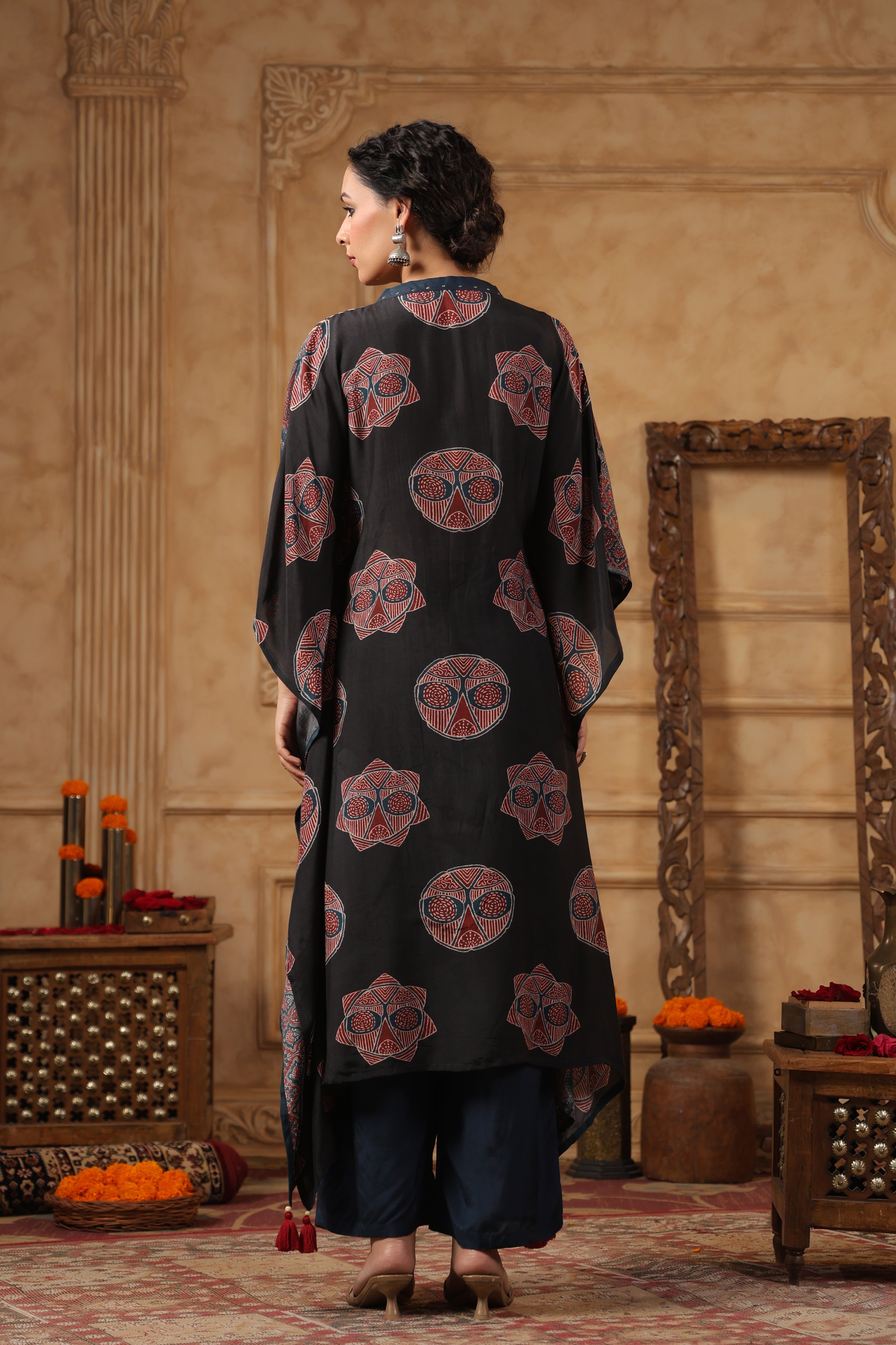 Indigo Blue Floral Printed Muslin Silk Kaftan Set