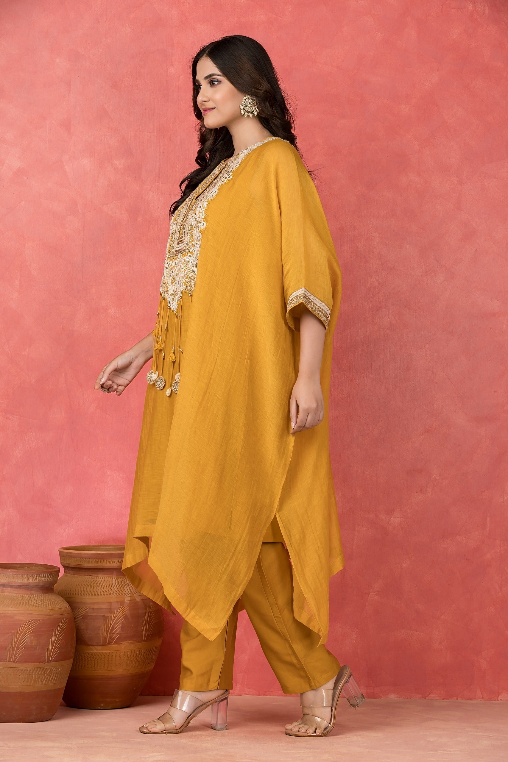 Amber Embellished Mul-Chanderi Kaftan Set