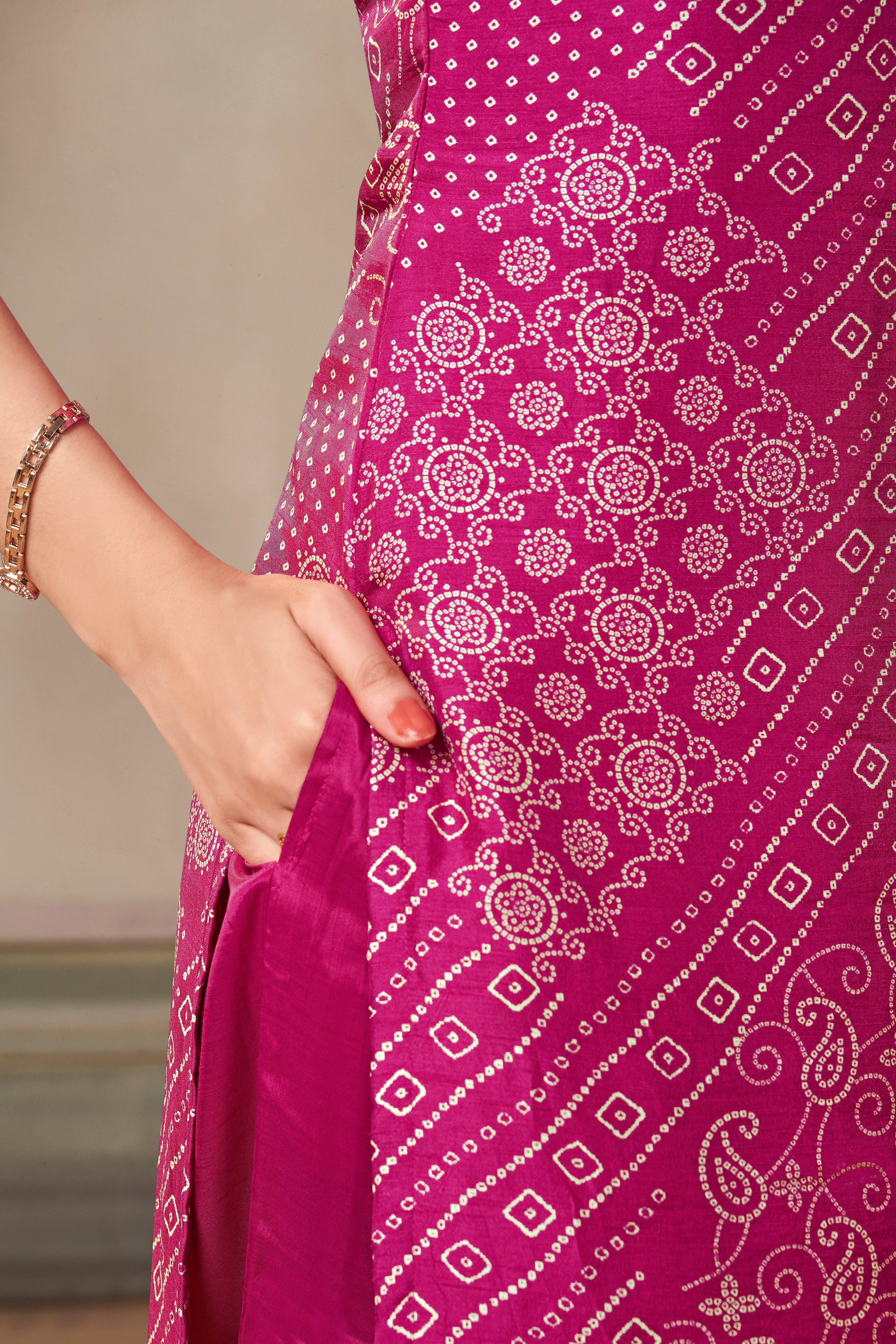Traditional Pink Bandhani Printed Kurta & Pant Set