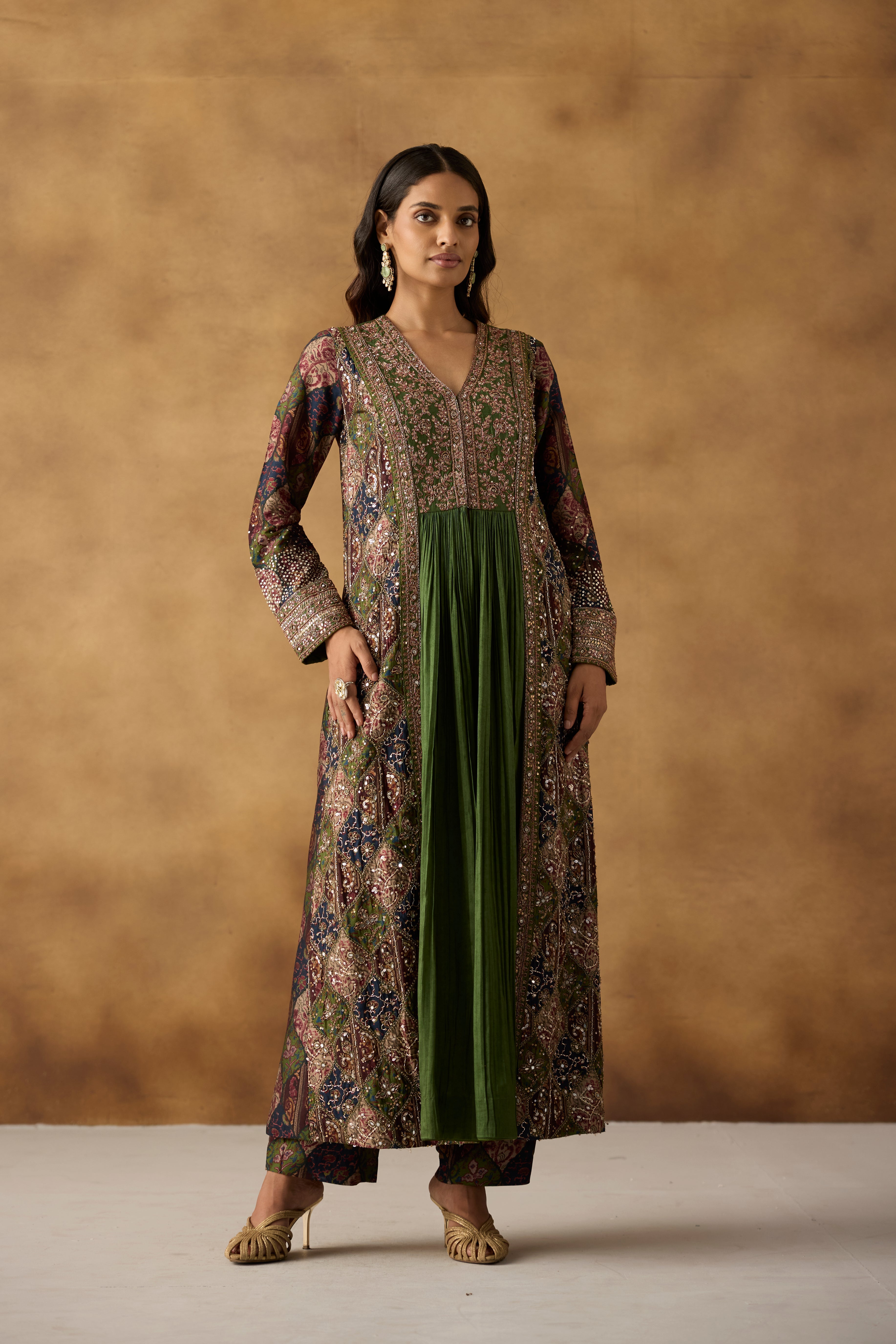Forest Green Embellished Chanderi Silk Kurta Set