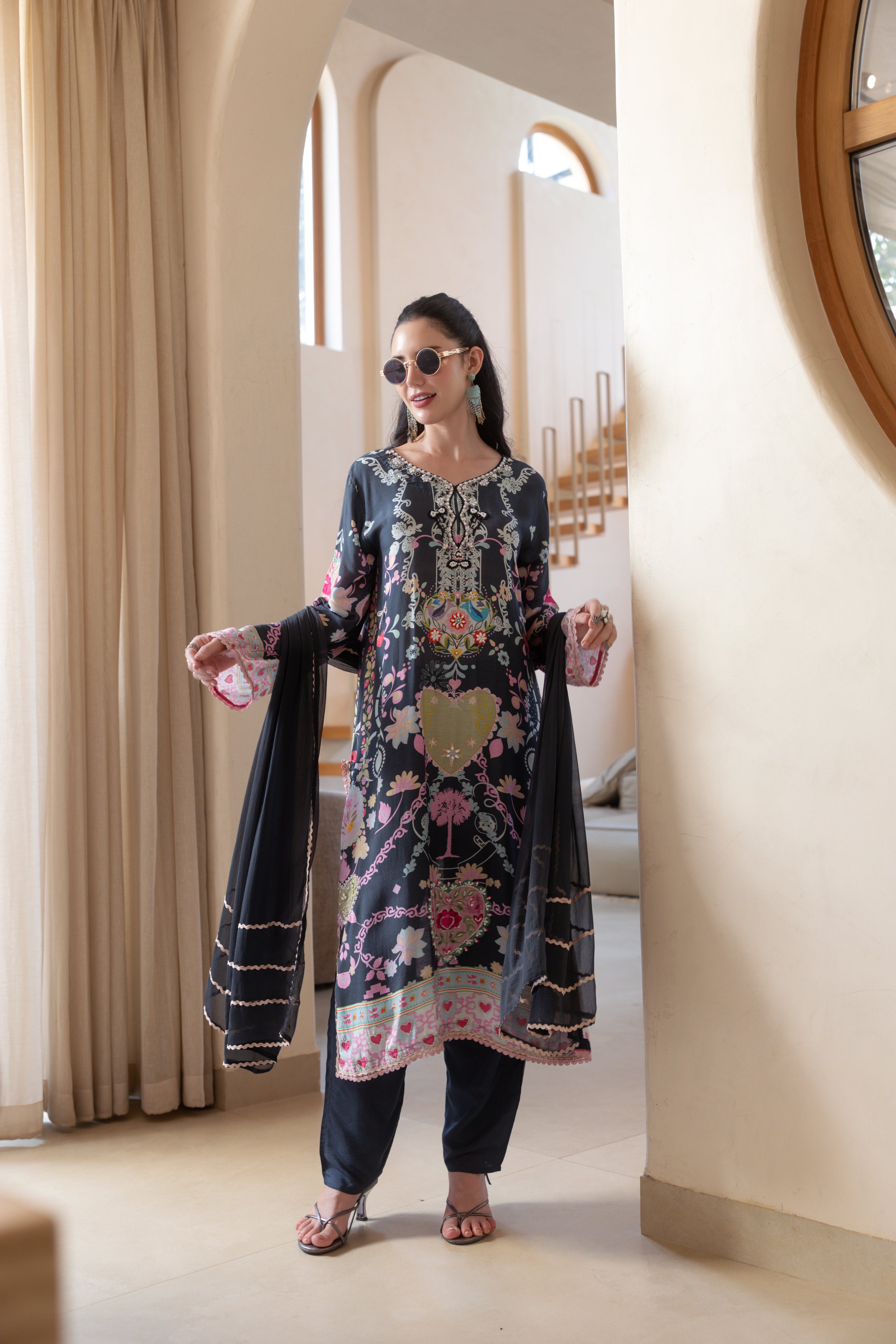 Flora Heartbeat Embellished Crepe Silk Pant Set