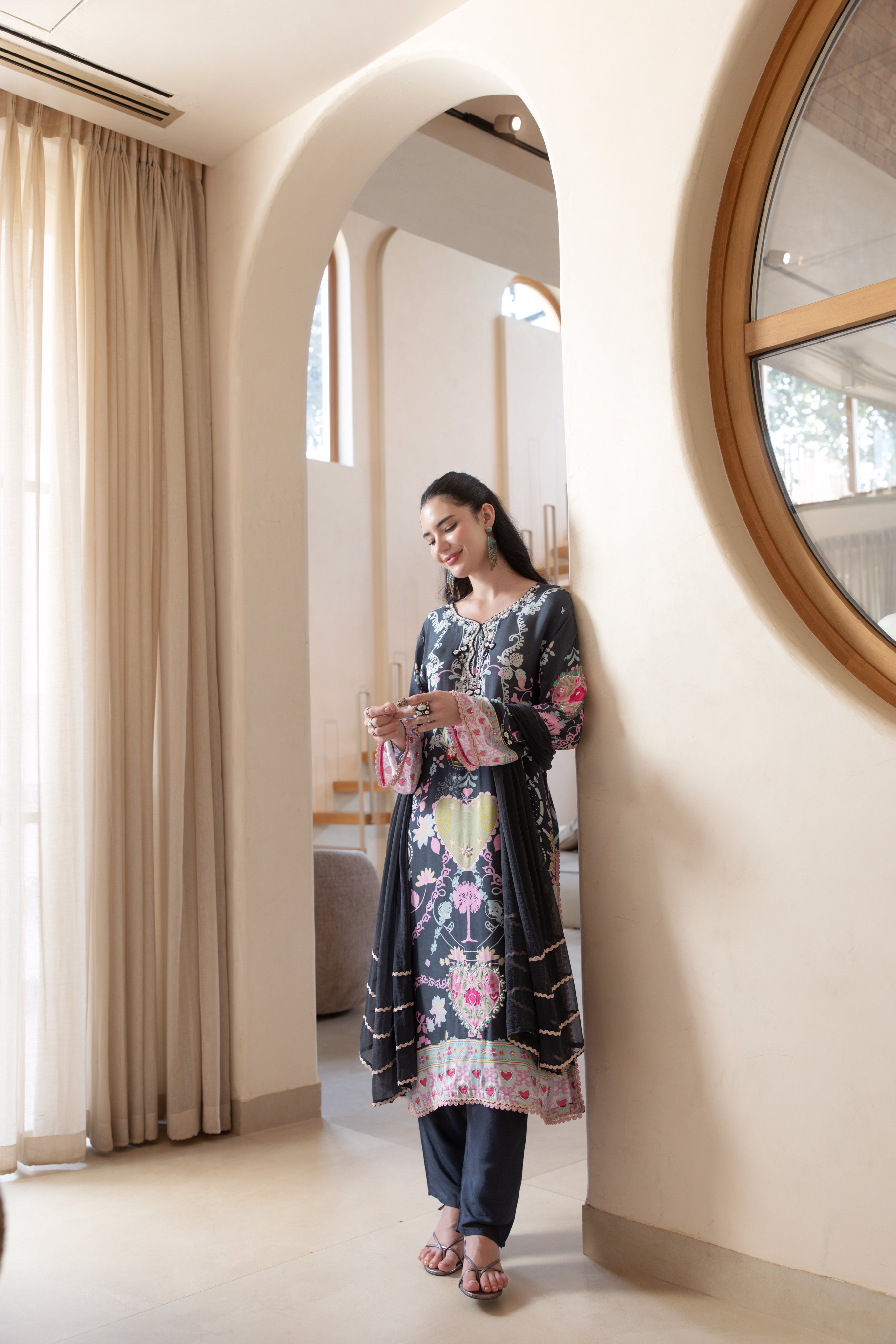 Flora Heartbeat Embellished Crepe Silk Pant Set