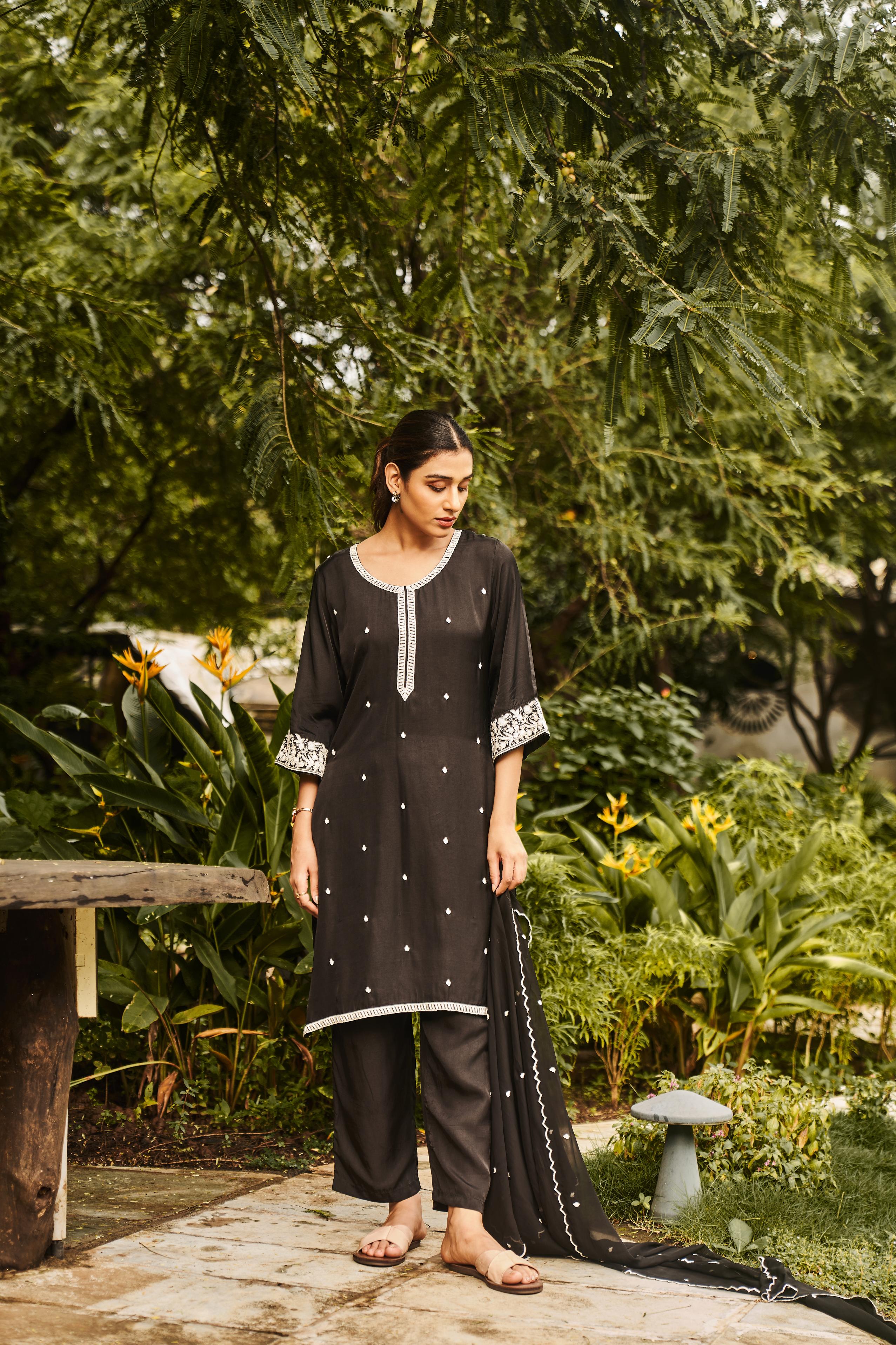 Black Embroidered Crepe Silk Kurta Pants Set