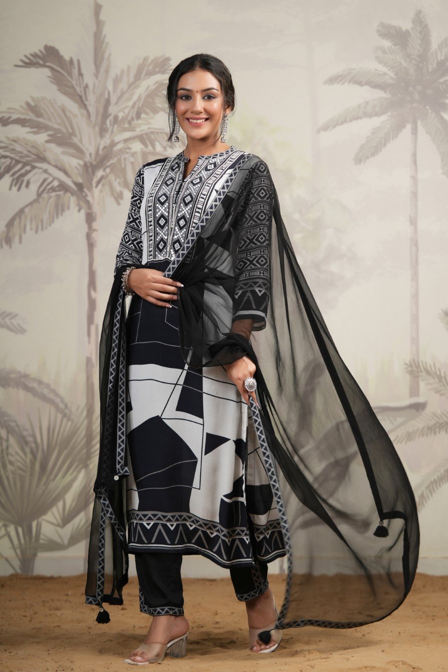 White Abstract Printed Moorish Crepe Kurta Set