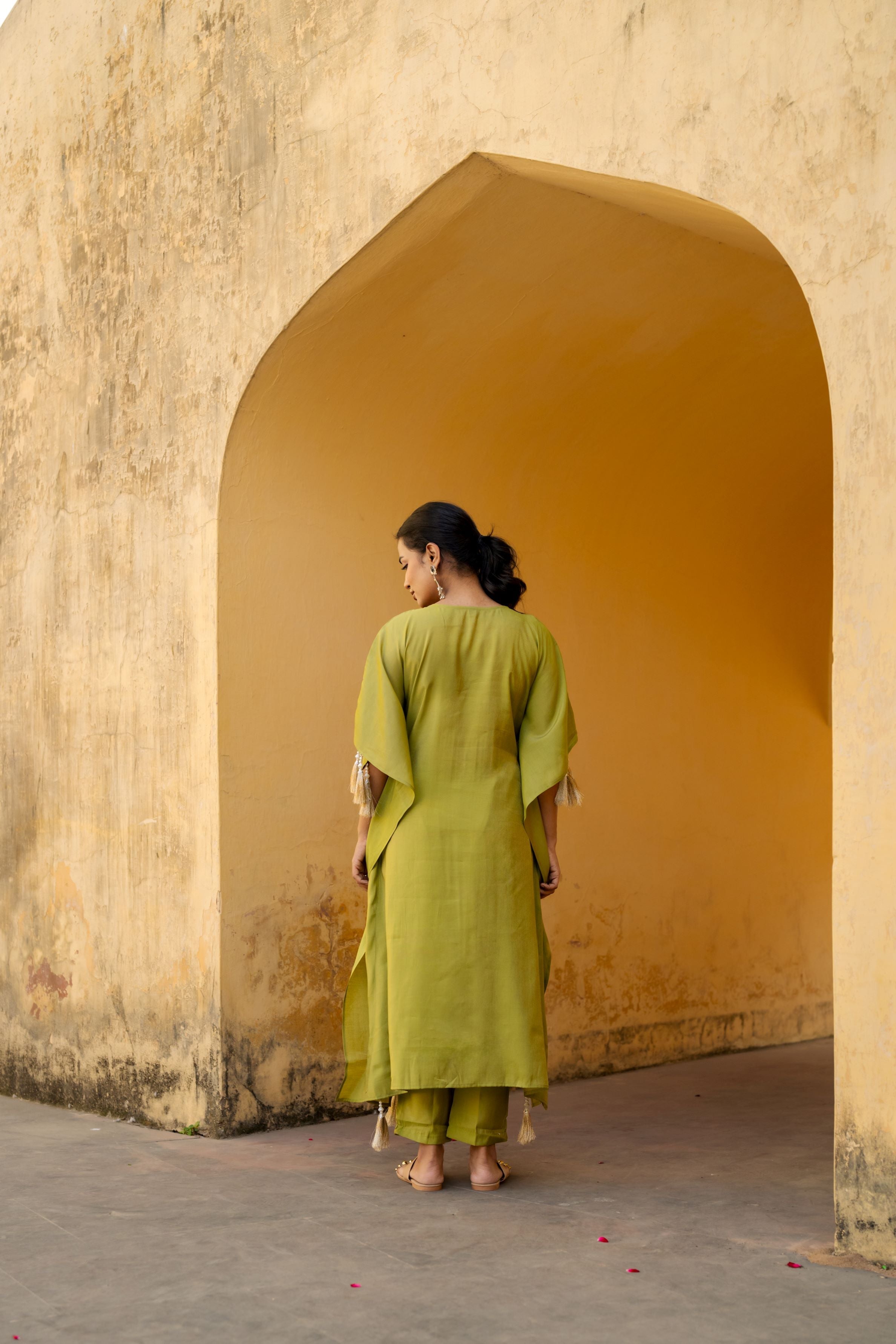 Green Embellished Premium Silk Kaftan Set