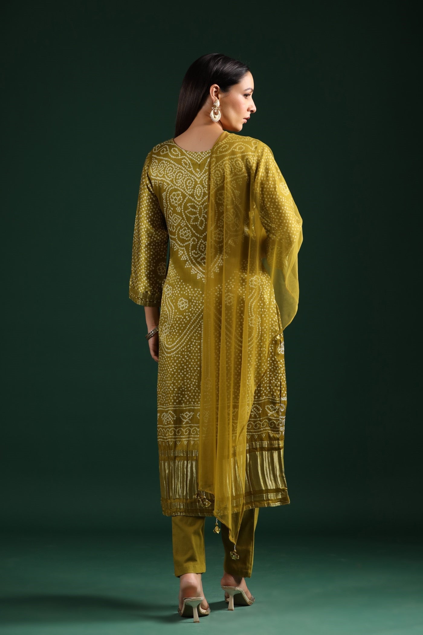 Festive Green Bandhani Embroidered Kurta Set