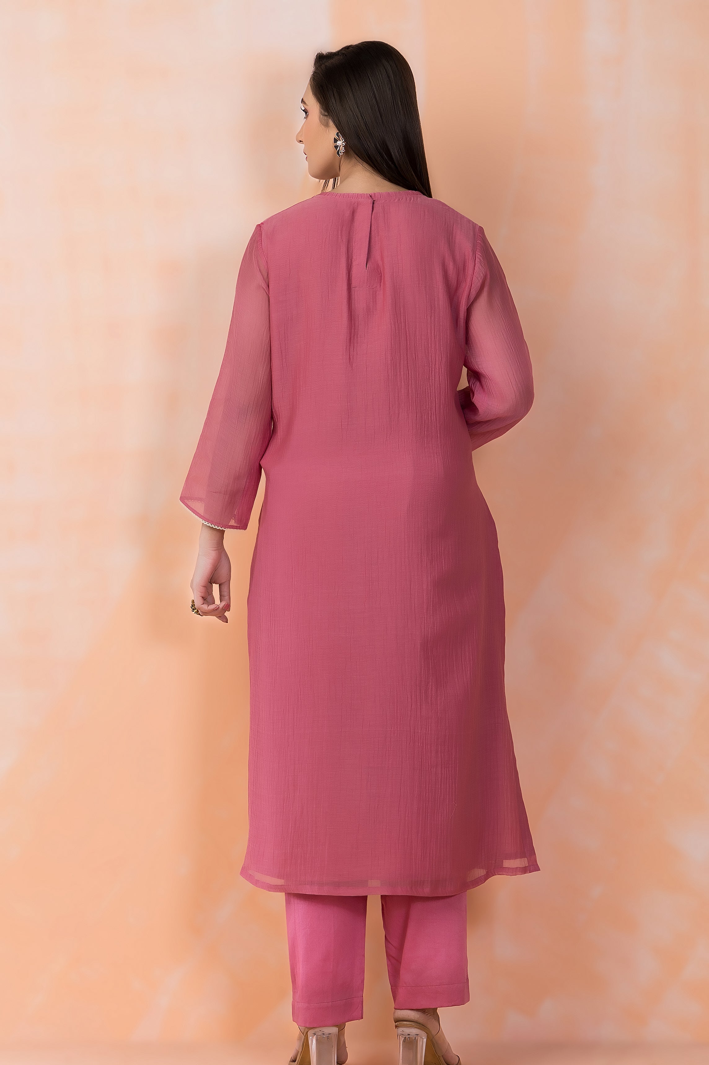 Rose Blossom Embroidered Chanderi Silk Kurta Set
