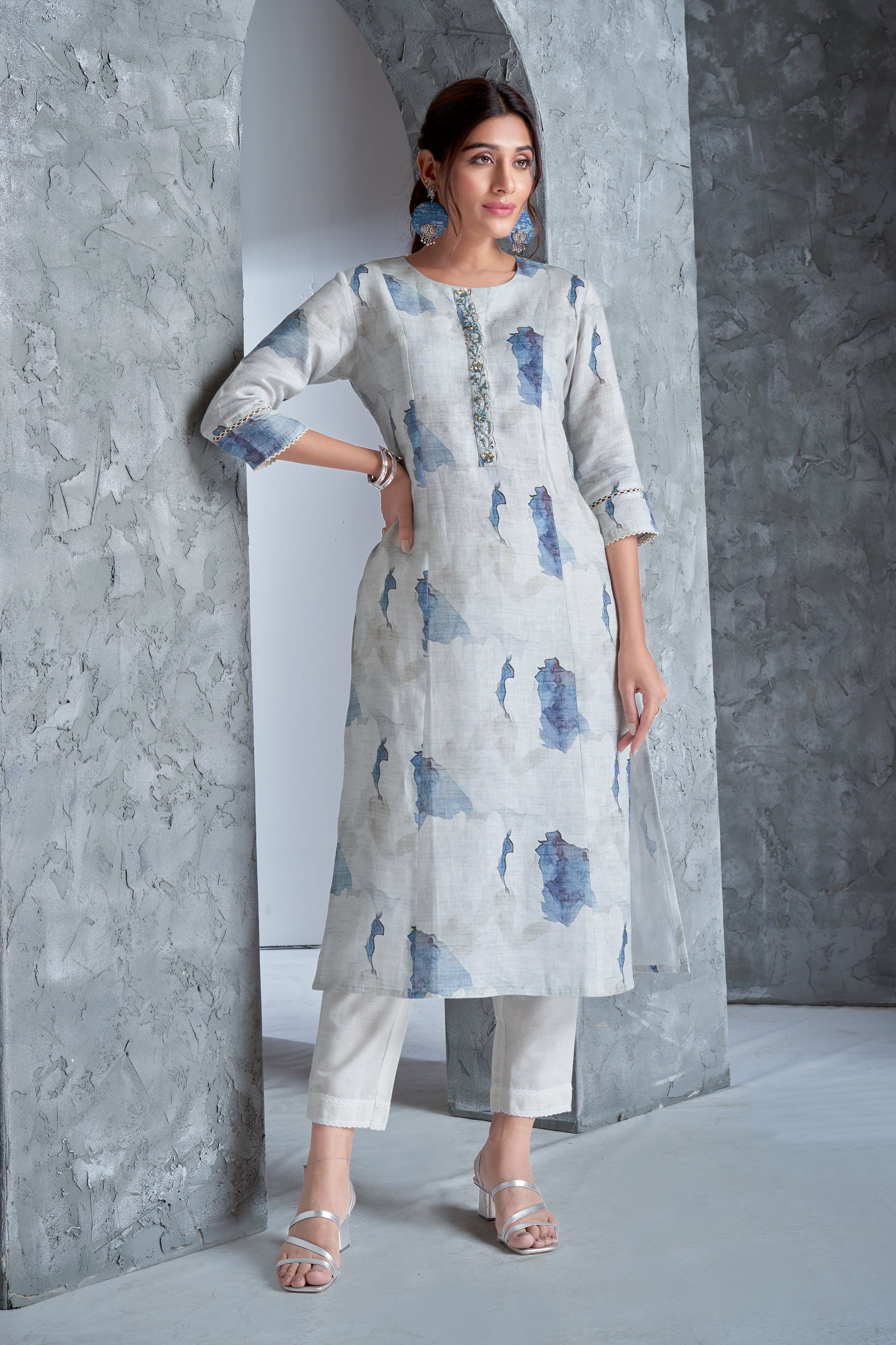 White Paradise Floral Printed Premium Silk Kurta Pant Set