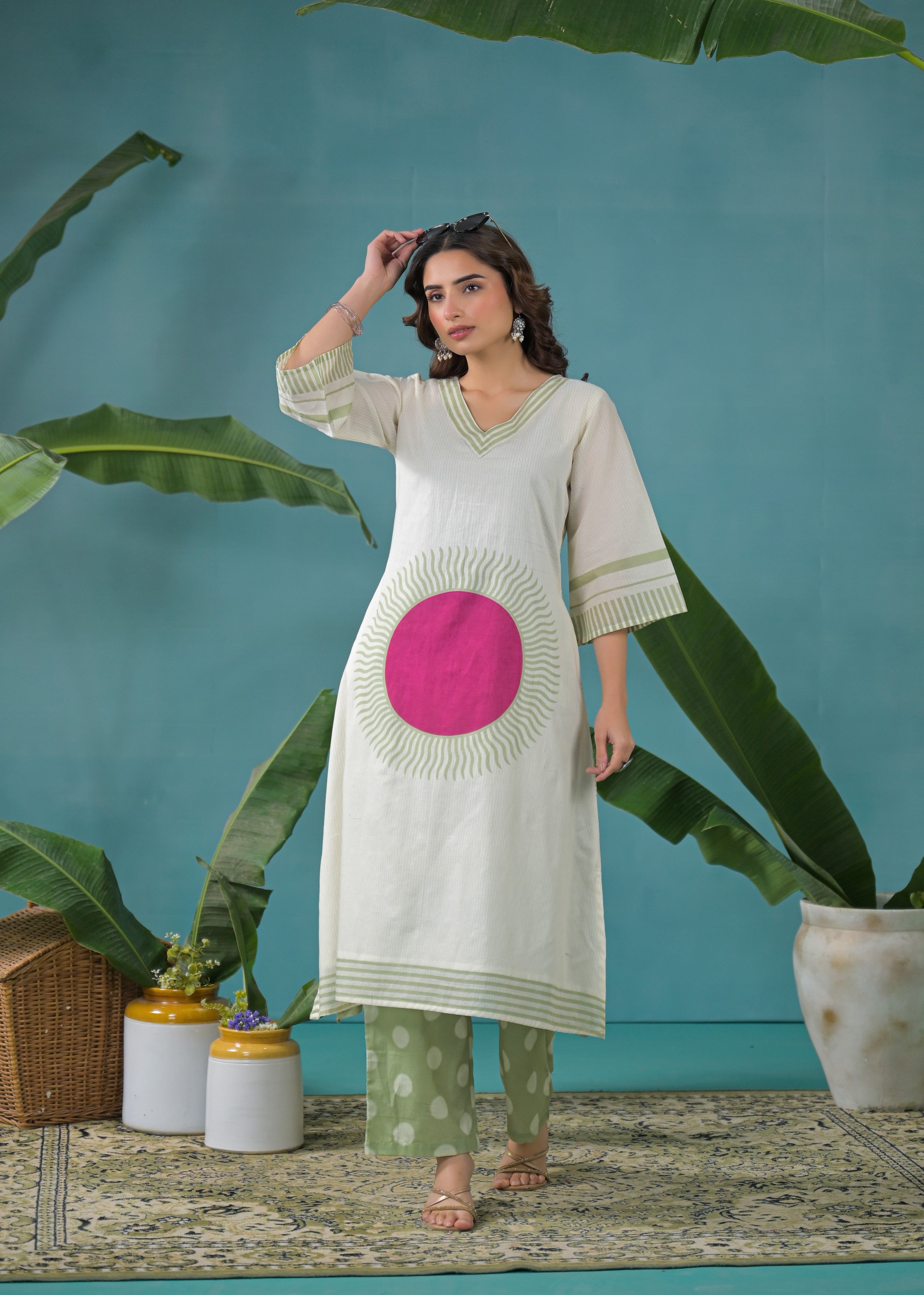 Magenta Sunburst Printed Mul Cotton Kurta Set