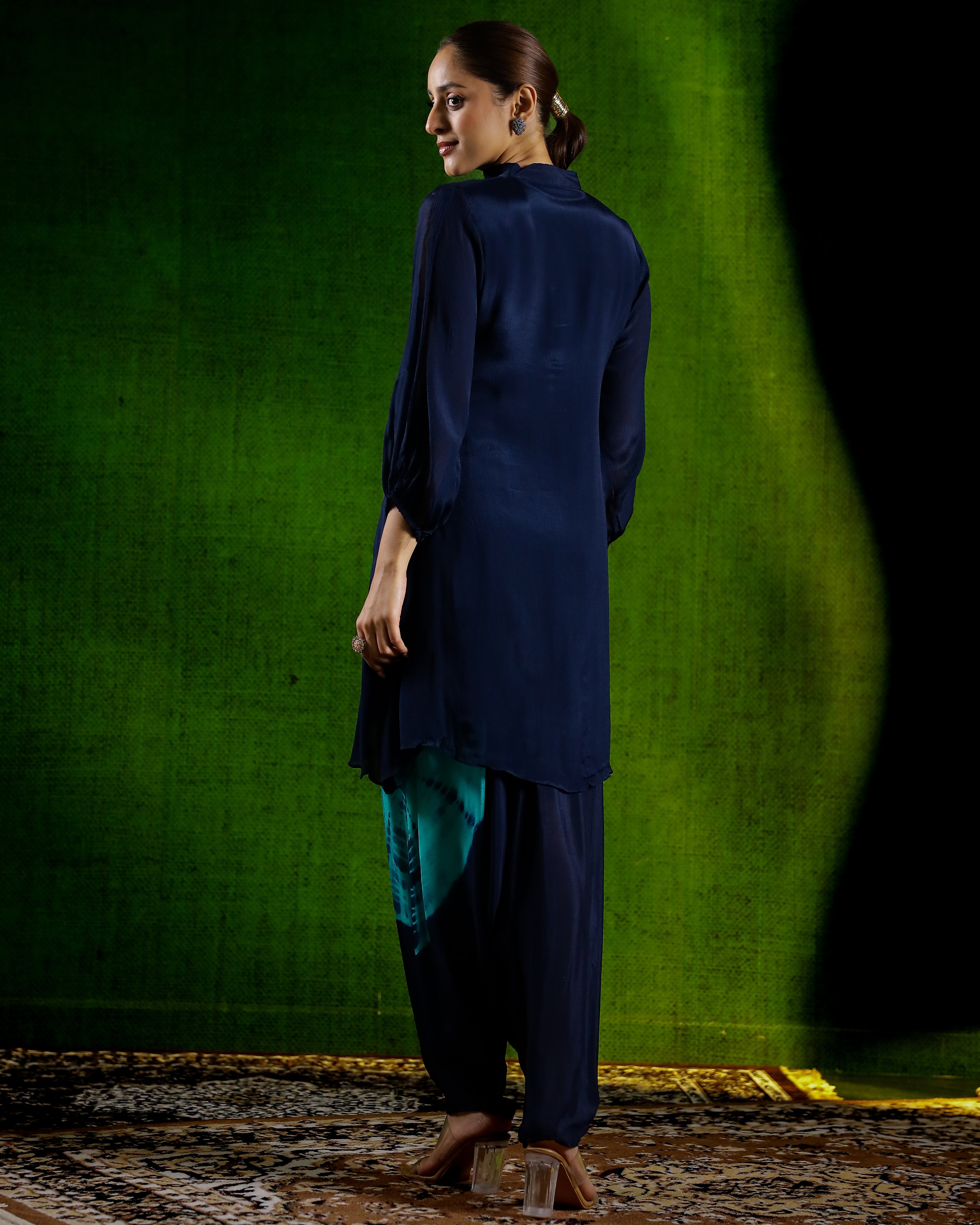 Deep Blue Tie & Dye Chinon Silk Kurta Set