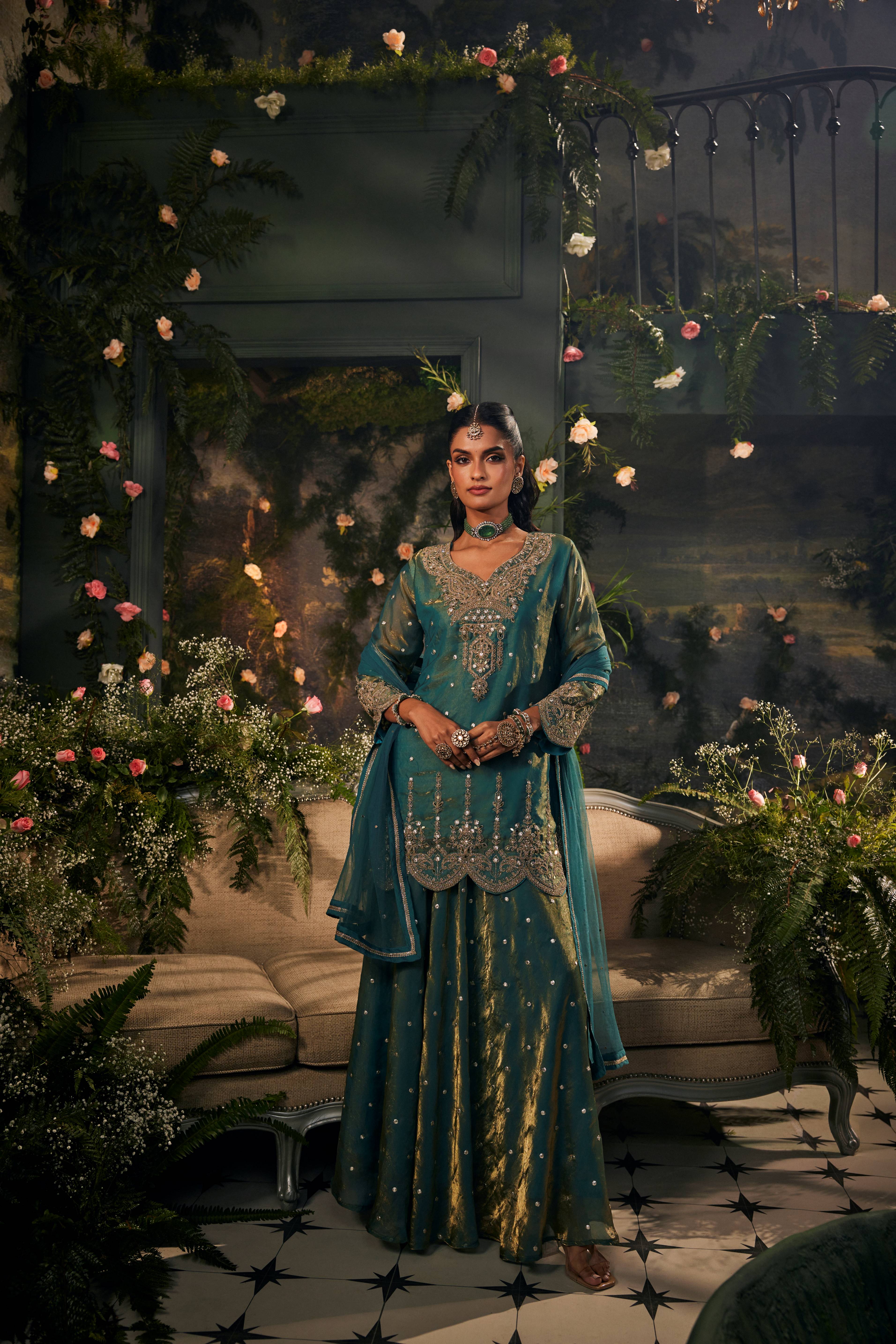 Noor-e-Firoza Shimmer Skirt Set