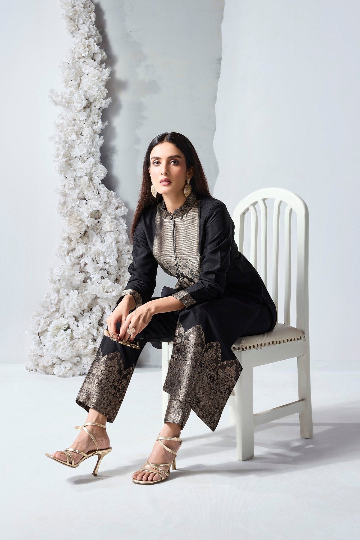 Noir Black Embellished Viscose Silk Kurta Set