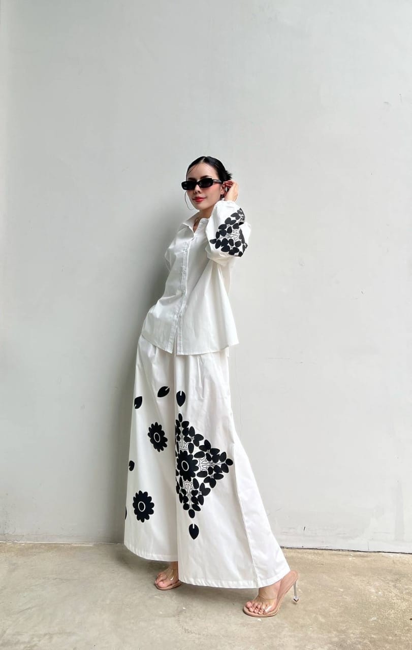 Classic White Minimalist Floral Cotton Co-Ord Set