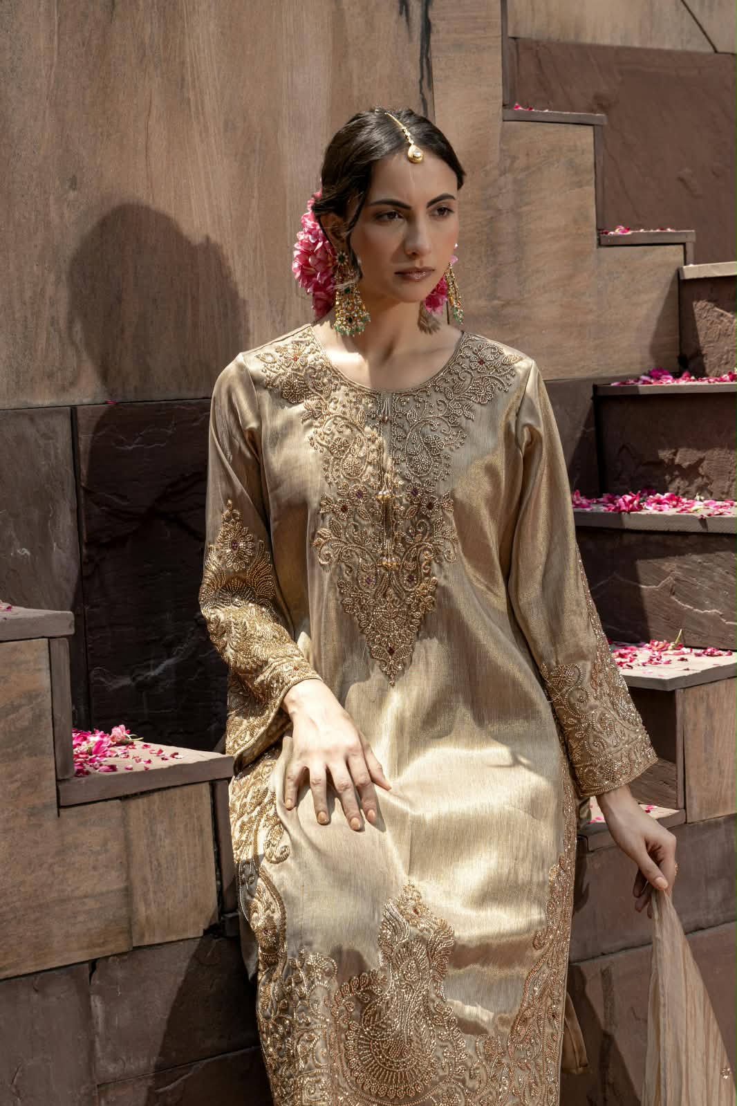 Champagne Grey Embellished Giraffe Tissue Silk Pant Set
